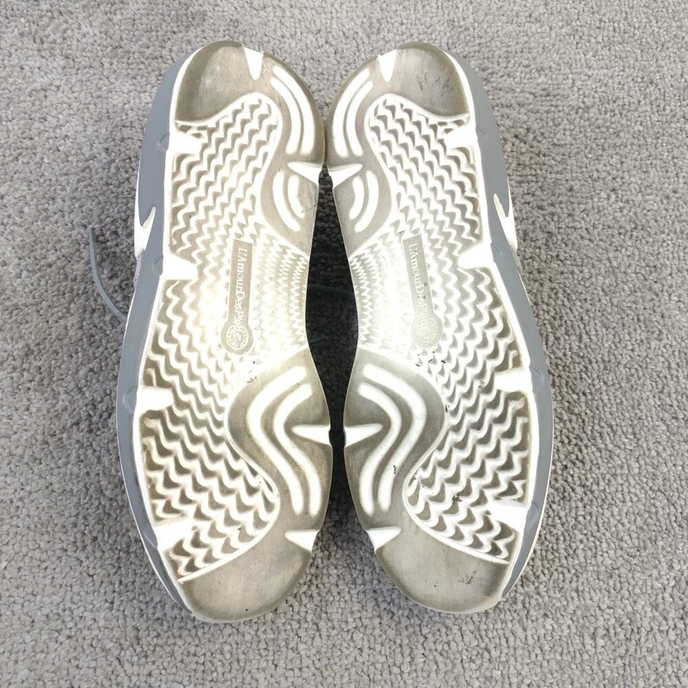 Stylish Gray Leather Women's Sandals - Picture 6 of 10
